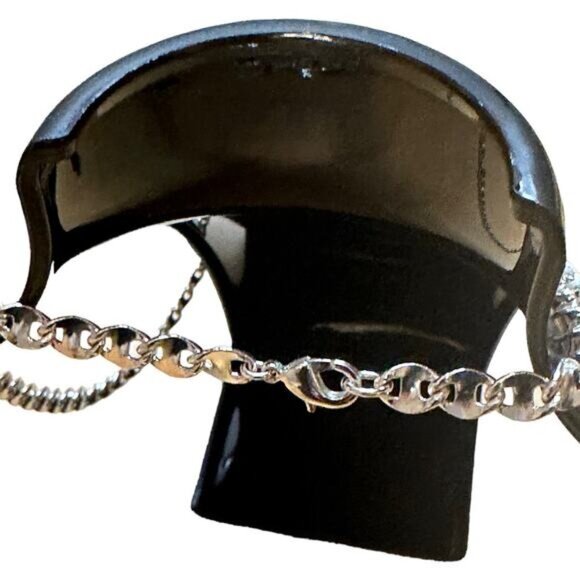 Set Of Four Elegant Silver Tone Necklaces For Any Occasion - Picture 6 of 11